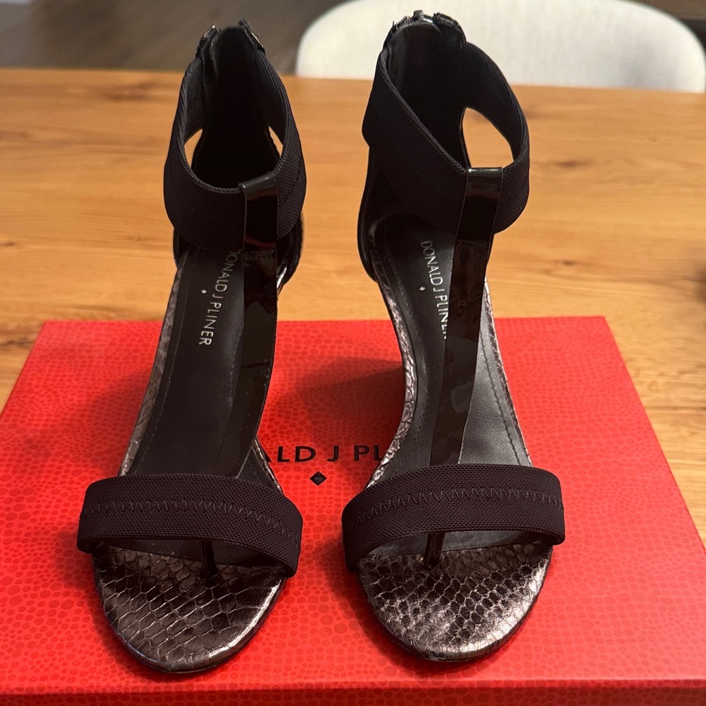 Donald J. Pliner Black Wedge Sandals 6.5